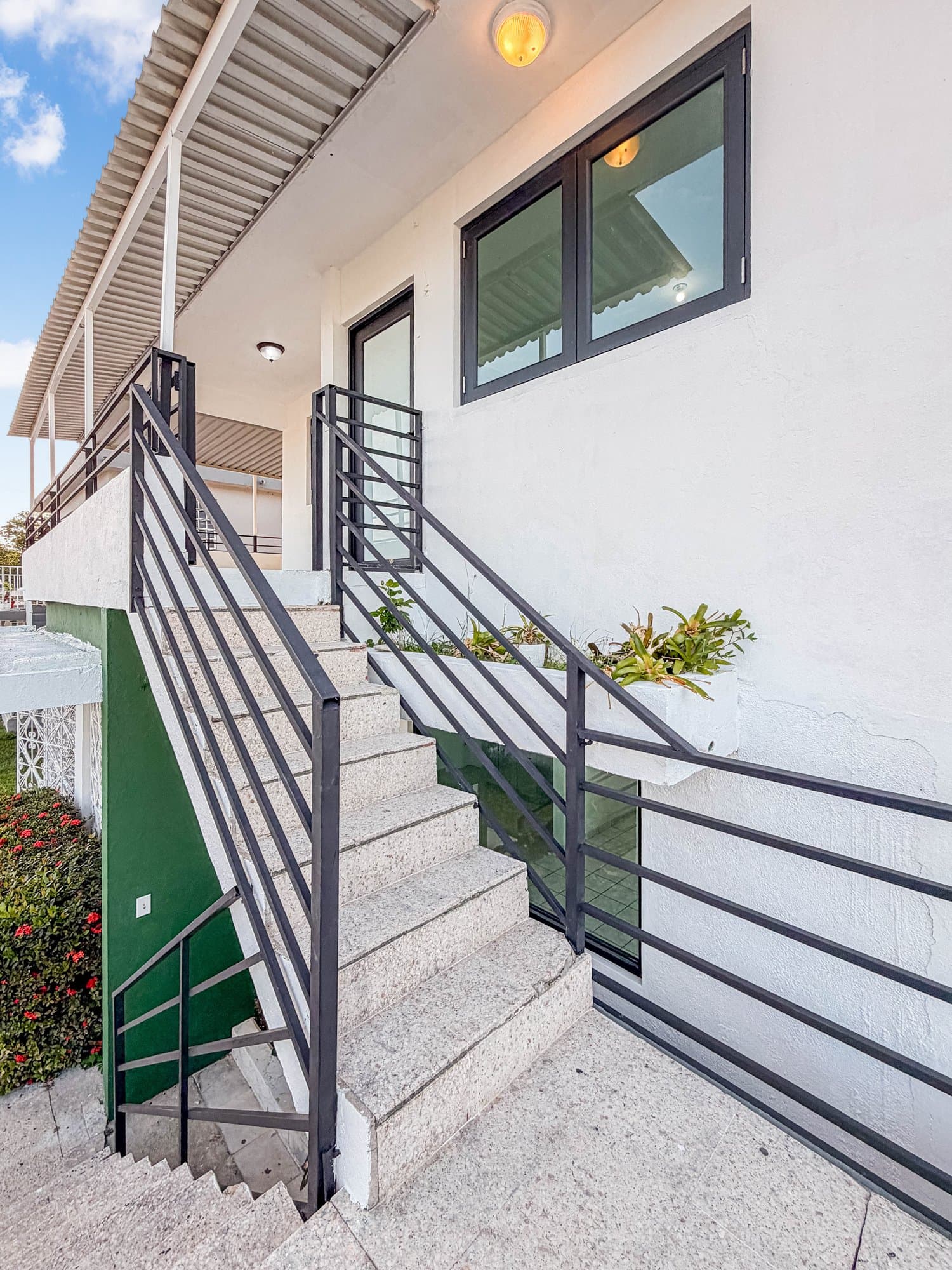 HH-16 Unit B · Apartment for Rent · Country Club - 3